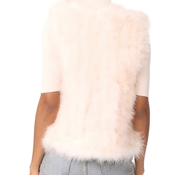 SOLD Soft pink %100 feather vest - Picture 4 of 16